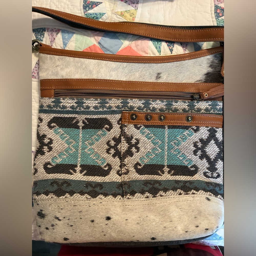 Myra Isabella Fiori Teal and Brown Shoulder Bag